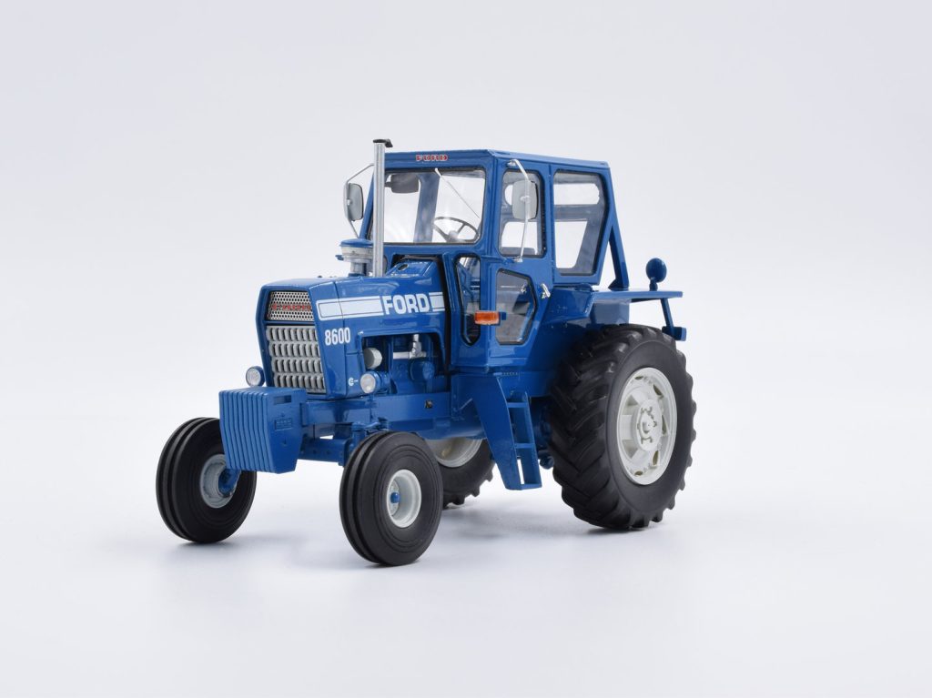 Ford 8600 tractor 2WD