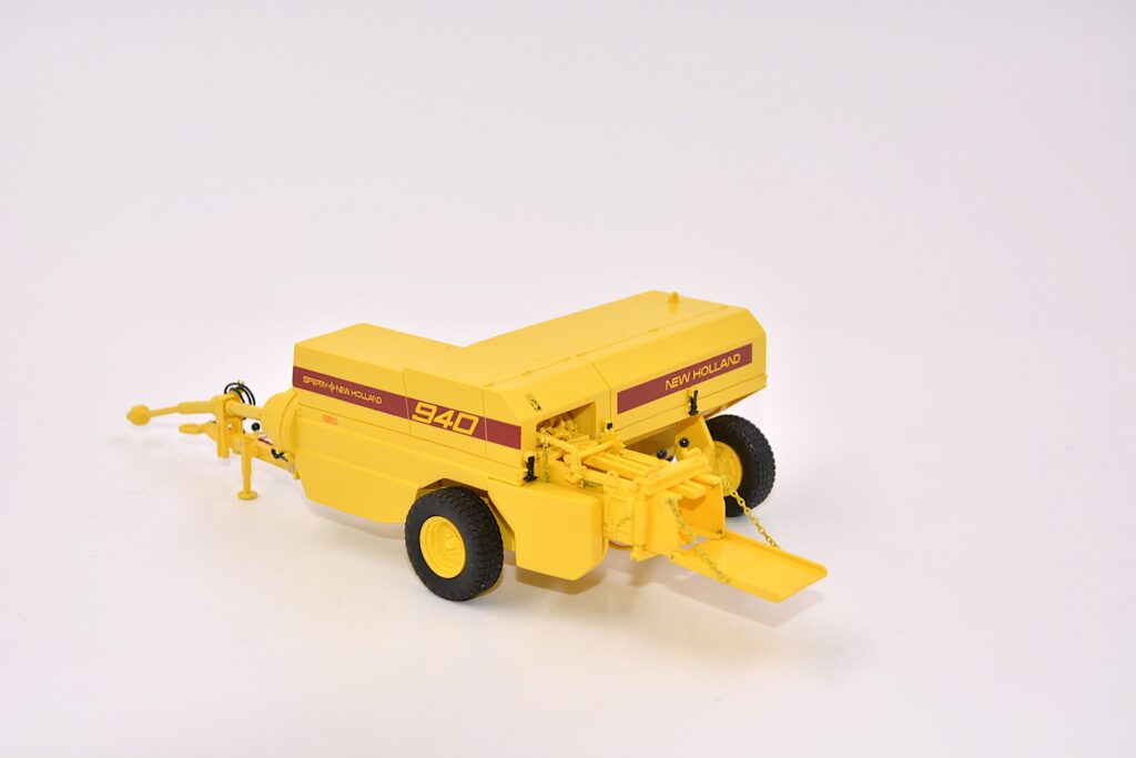 New Holland 940