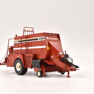 Fiatagri 4700 baler
