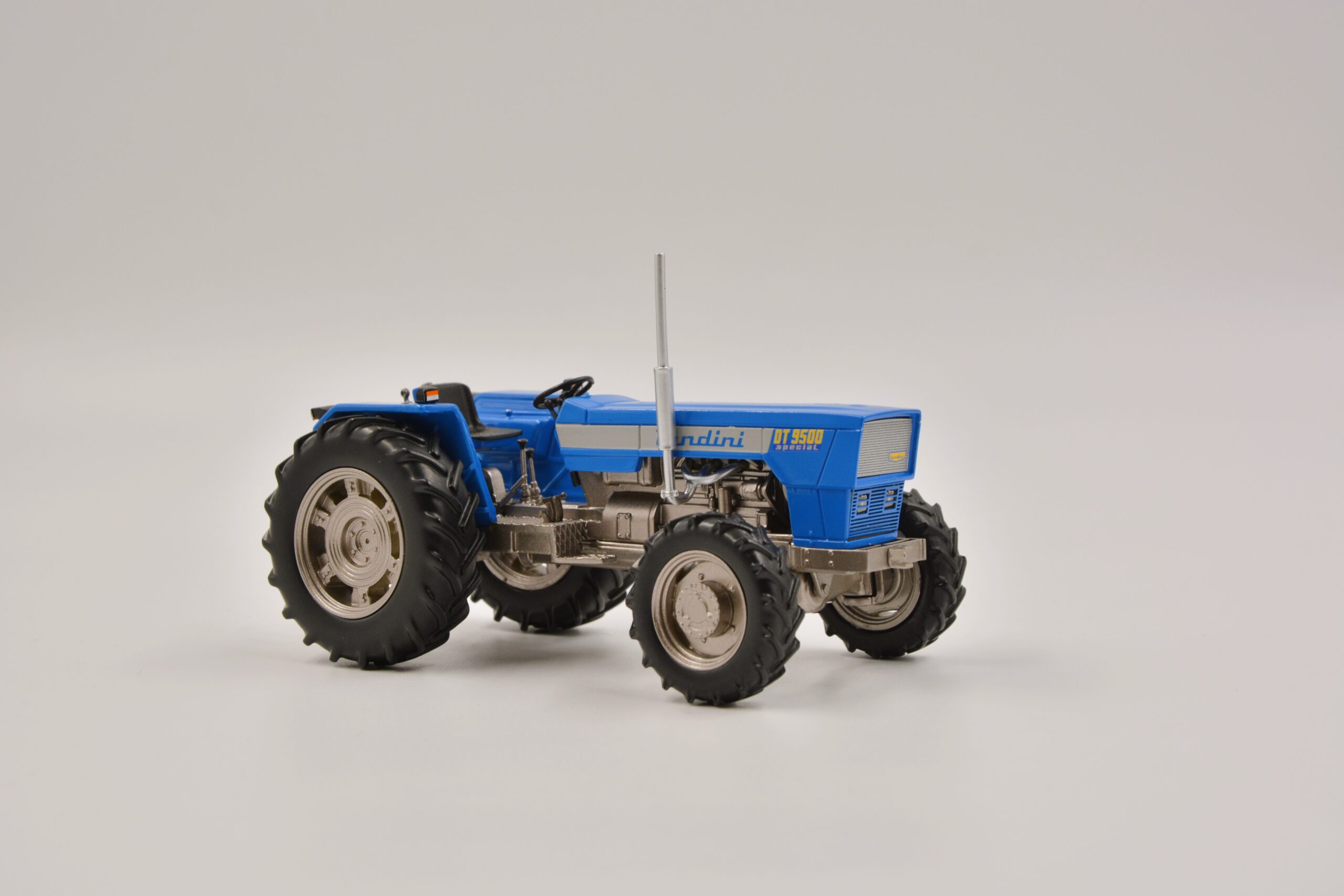 Landini DT9500 - Afbeelding 3