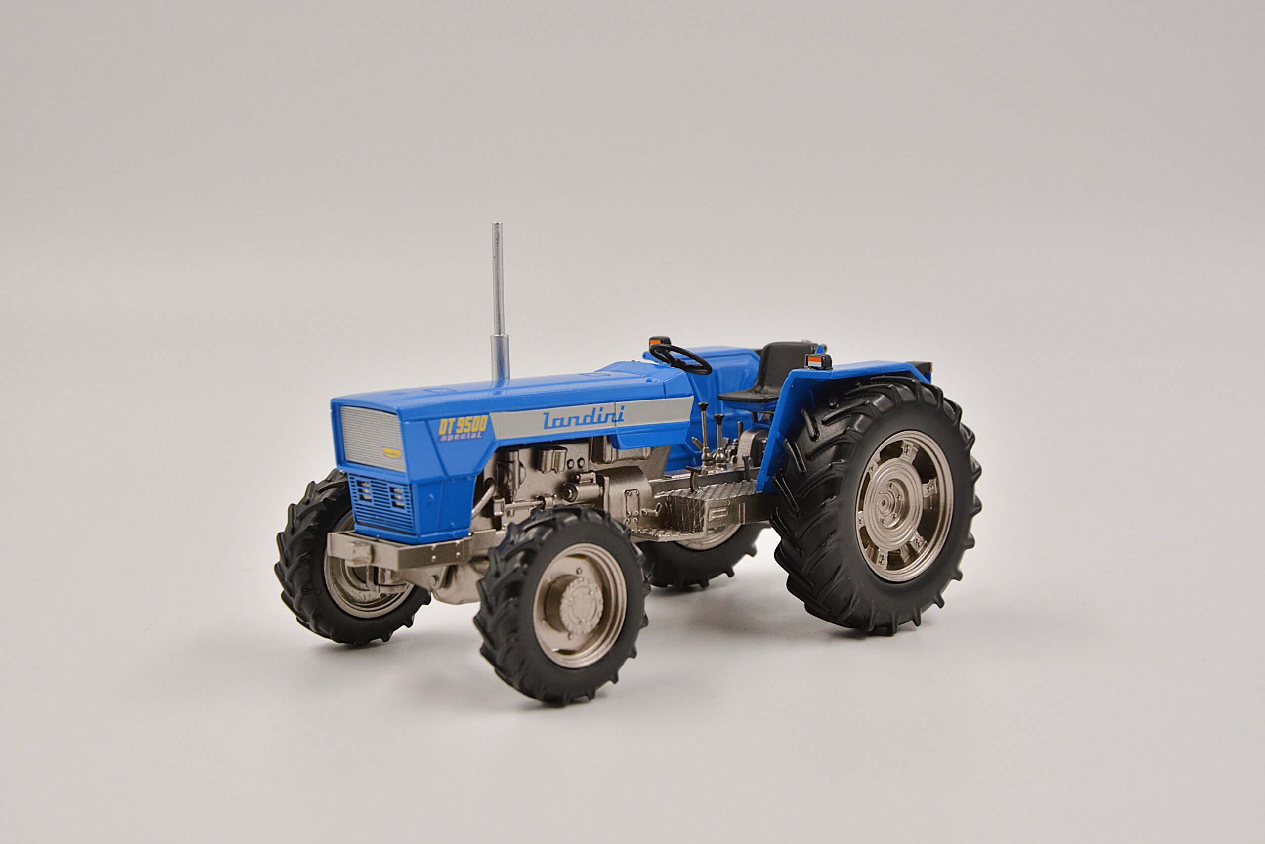 Landini DT9500 - Afbeelding 2